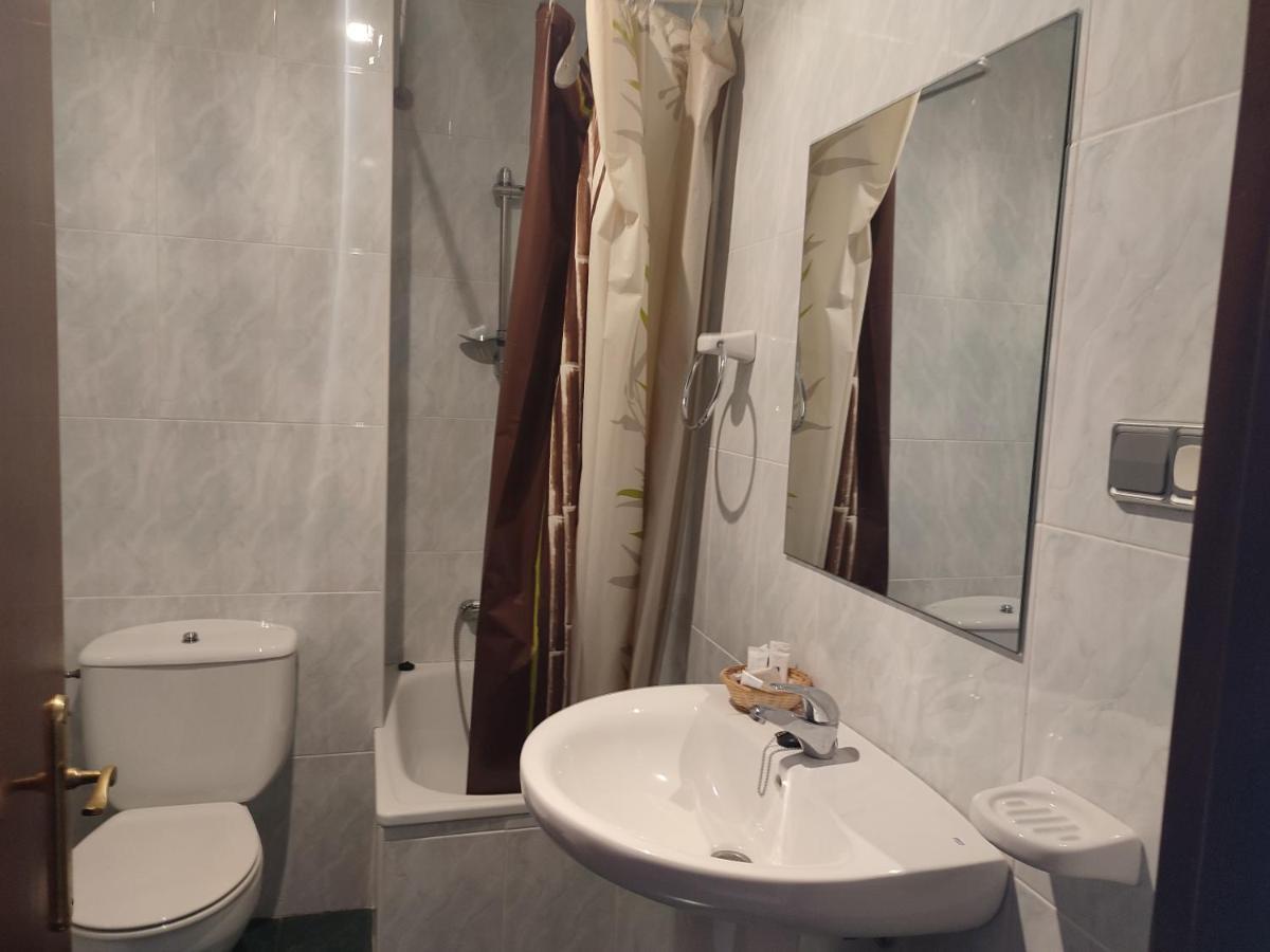 Hotel Pisuerga Proaza Kültér fotó