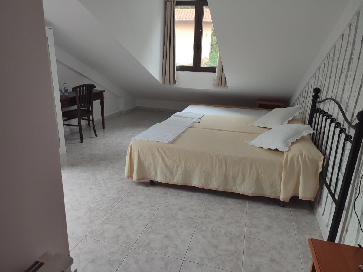 Hotel Pisuerga Proaza Kültér fotó